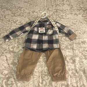 NWT Boy’s 3 piece set with suspenders size 12 month